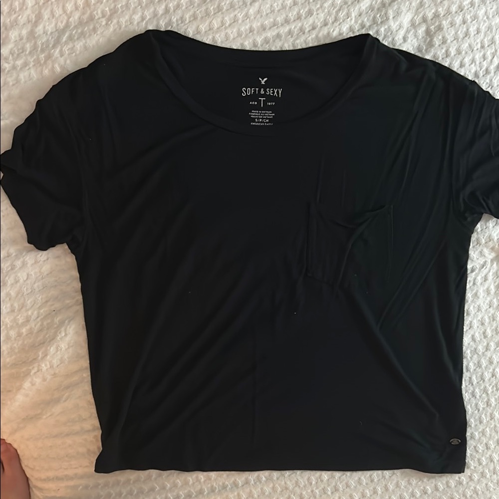 American Eagle Outfitters Black Short Sleeve T-Shirt
